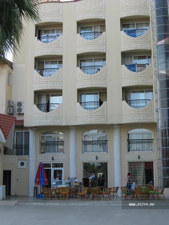 Larissa Inn Hotel