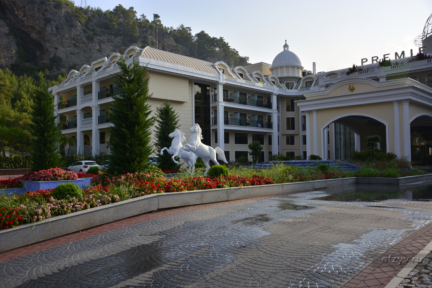 Amara Premier Palace Hotel
