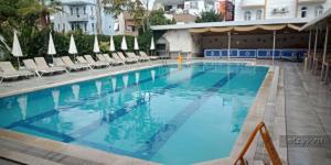 More Hotel ����