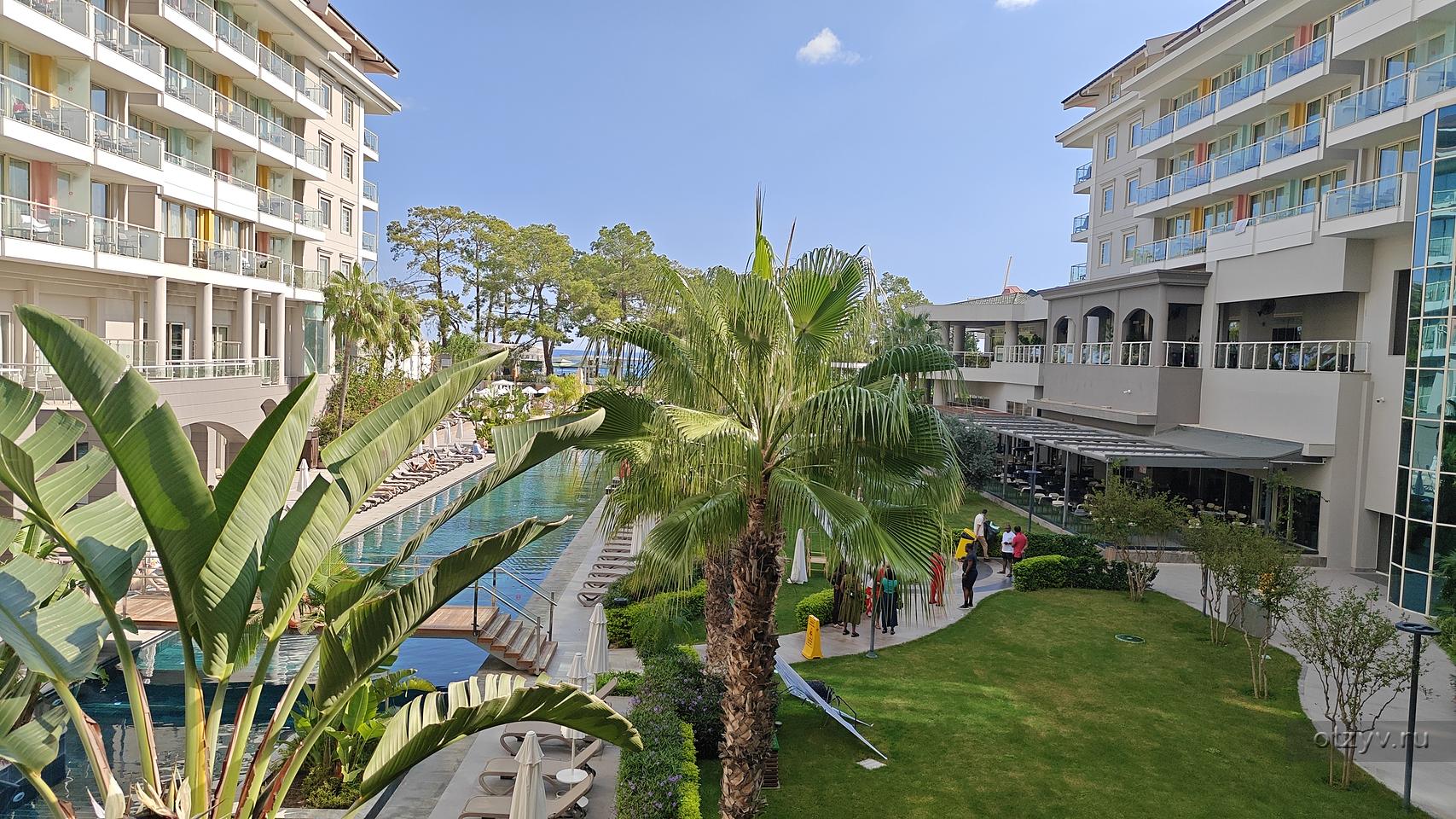 Akra Kemer