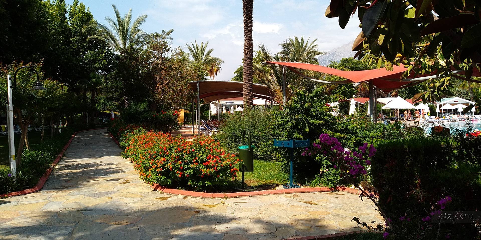 Queen's Park Le Jardin Resort